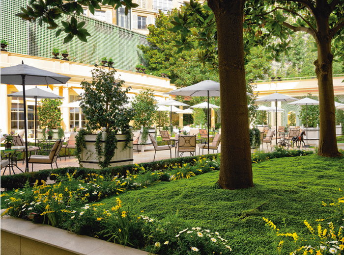 le-bristol-paris-700×520