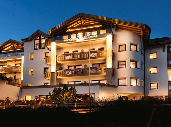 bergblick-fiss-700×520