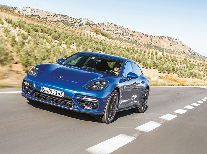 Porsche-S-E-Hybrid-Sport-Turismo-700×520
